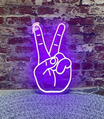 peace hand sign